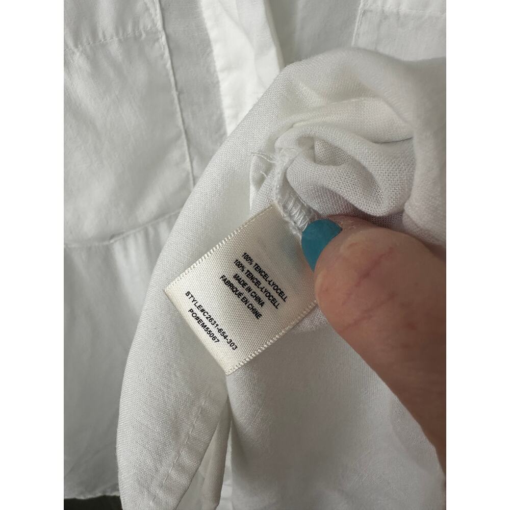 Cloth & Stone White Split Back Button Down Small - image 4